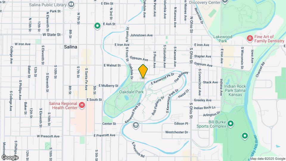 326 S Oakdale Ave Map and Location Details