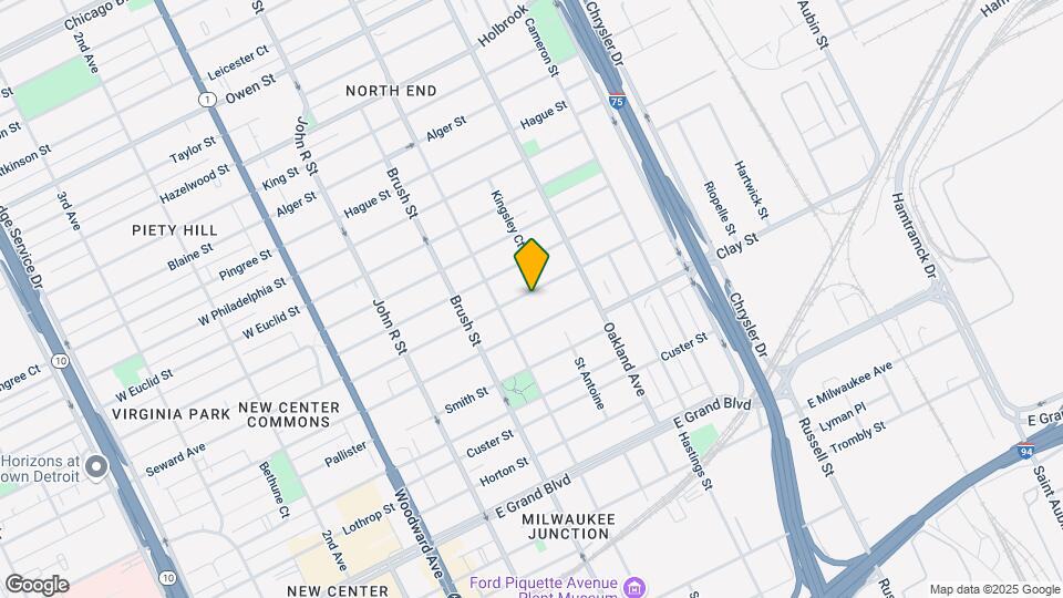558 Marston St Mapa y Detalles de la Ubicación
