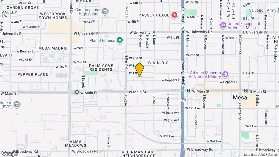 702 W Pepper Pl Map and Location Details