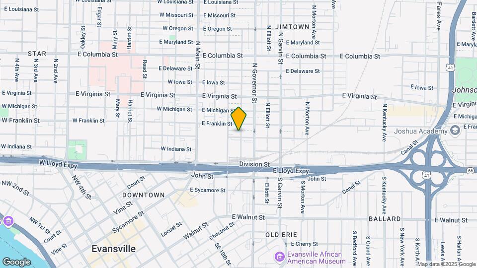 220 E Illinois St Map and Location Details