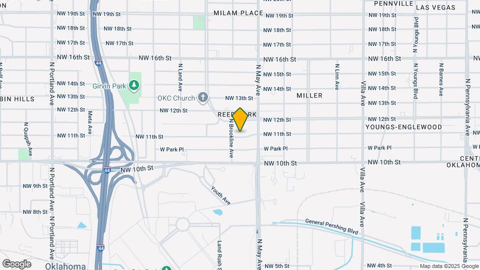2933 NW 11th St Map and Location Details