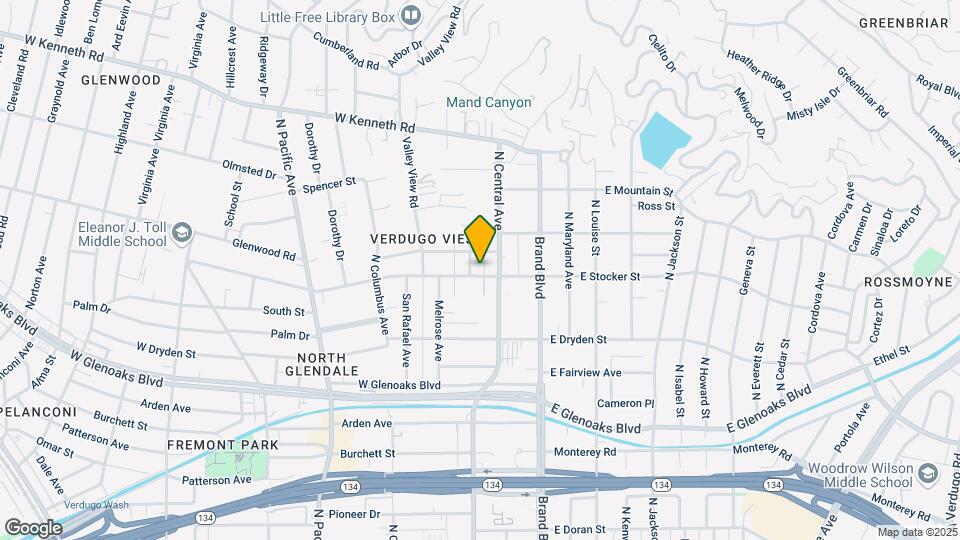215 W Stocker St Map and Location Details