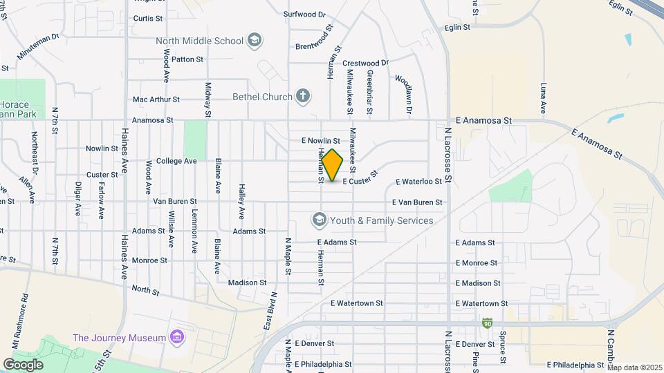 211 E Custer St Map and Location Details