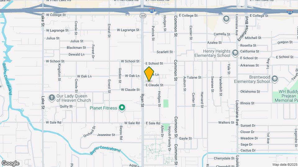 305 E Claude St Map and Location Details