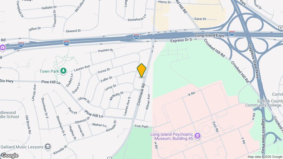 1029 Commack Rd Map and Location Details