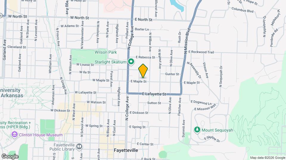 218 E Maple St Mapa y Detalles de la Ubicación