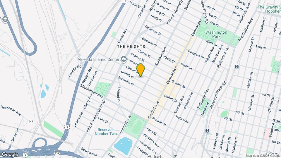 230 Griffith St, Unit #1 Map and Location Details