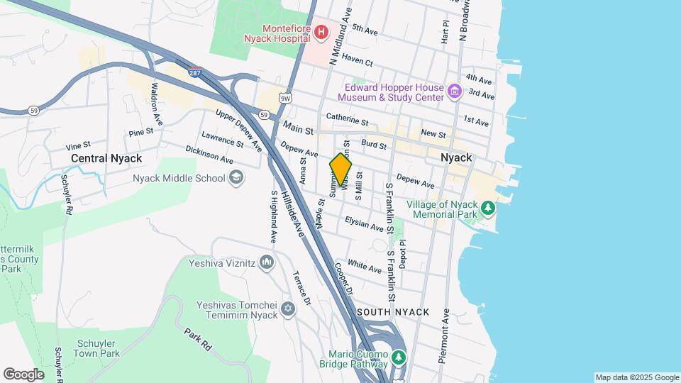 62 Washington St Map and Location Details