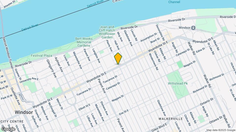 1188 Wyandotte St E Map and Location Details