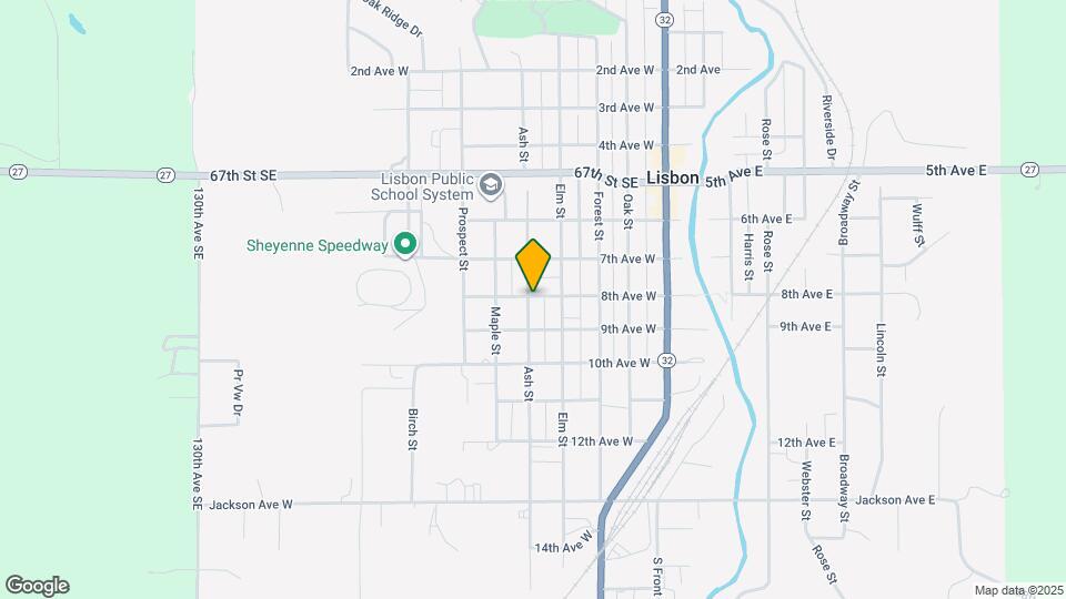 803 Ash St Map and Location Details