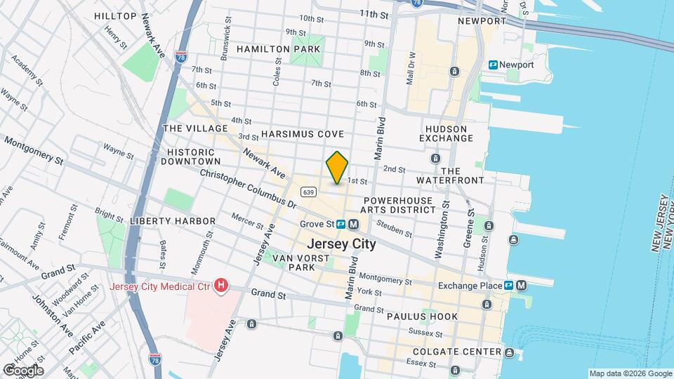 220 Bay St Map and Location Details