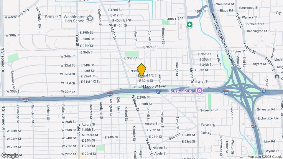 711 E 32nd St Map and Location Details