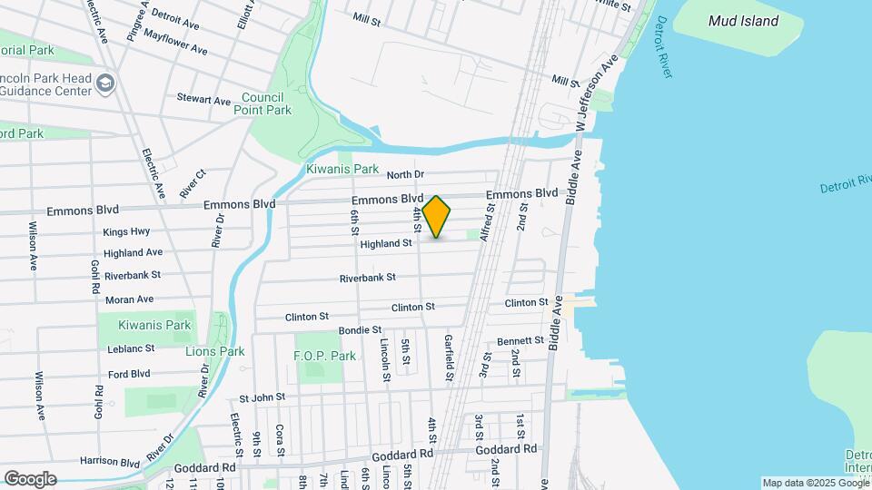 363 Highland St, Unit 365 Highland Map and Location Details