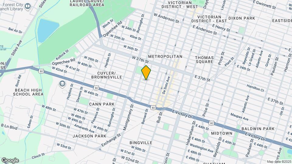 304 W 40th St, Unit 304B Map and Location Details