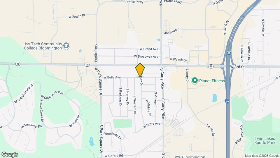 404 S Hickory Dr Map and Location Details