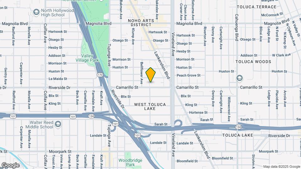 11129 Camarillo St Map and Location Details