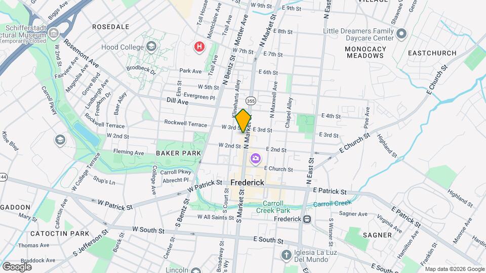 225 N Market St Map and Location Details