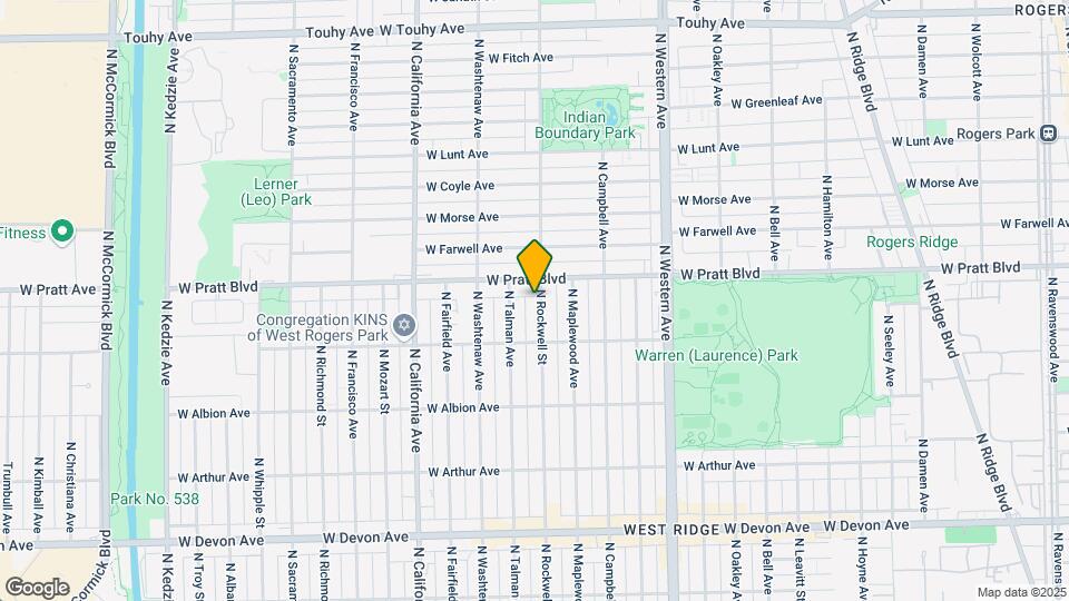 6738 N Rockwell St Map and Location Details