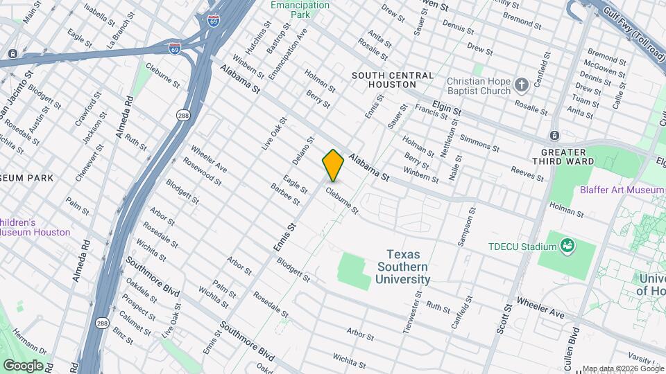 3015 Cleburne St Map and Location Details