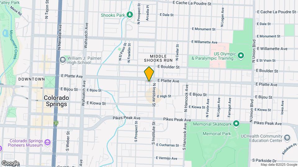833 E Platte Ave Map and Location Details