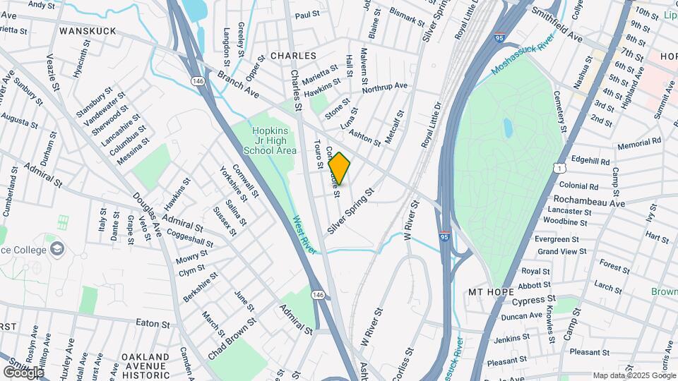 49 Commodore St, Unit 1F Map and Location Details