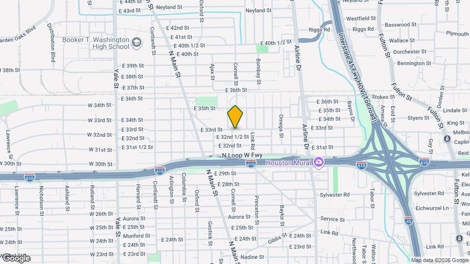 802 E 33rd St Map and Location Details