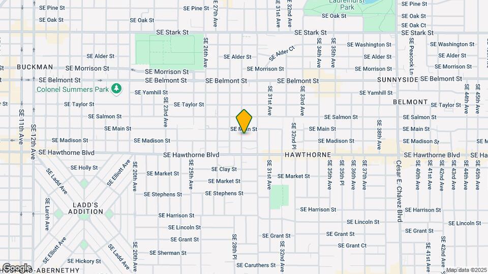 2905 SE Madison St Mapa y Detalles de la Ubicación