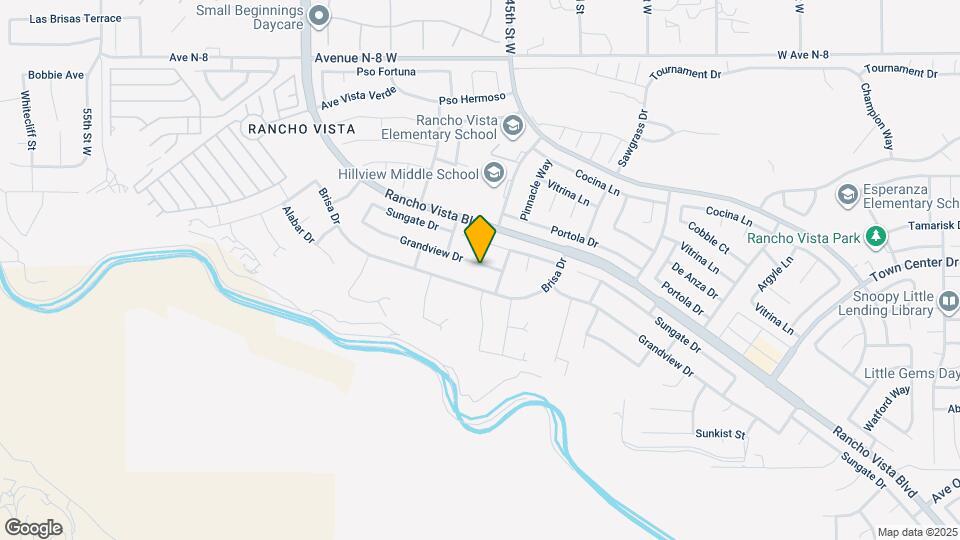 4540 Grandview Dr Map and Location Details