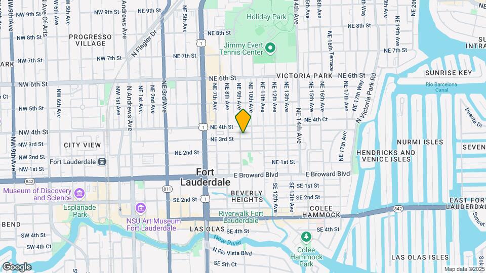901 NE 3rd St Map and Location Details