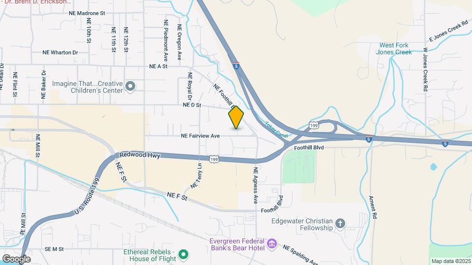 2076 NE Fairview Ave Map and Location Details