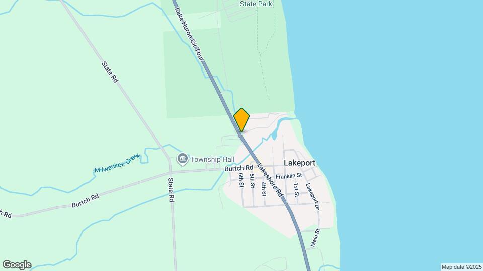 7226 Lakeshore Rd Map and Location Details