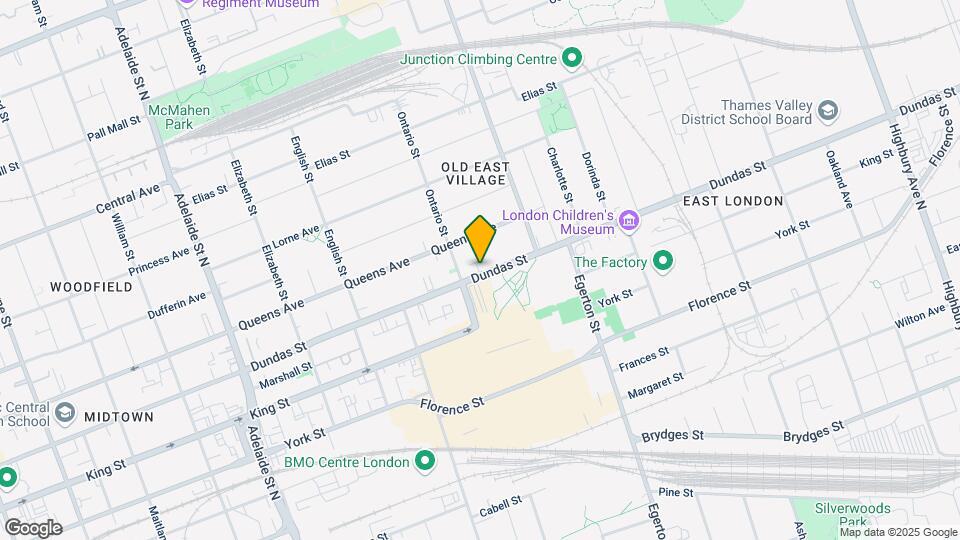 900 Dundas St Map and Location Details