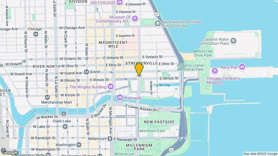 226 E Illinois St Map and Location Details