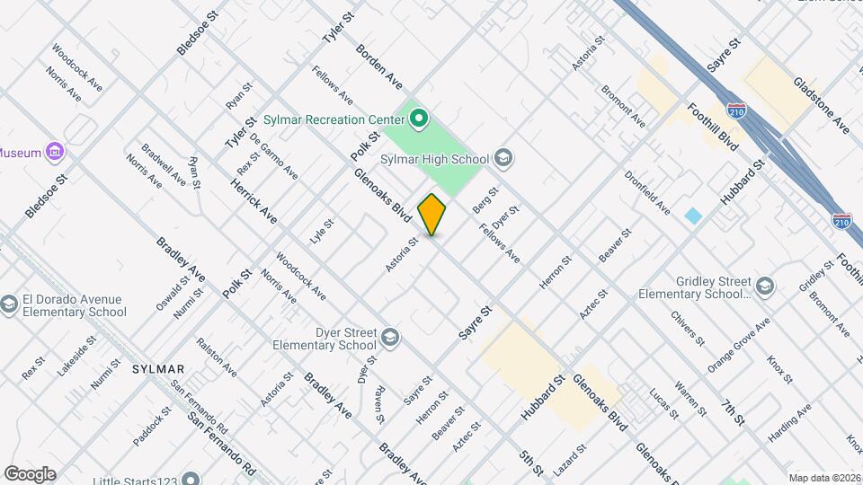 12877 Glenoaks Blvd Map and Location Details
