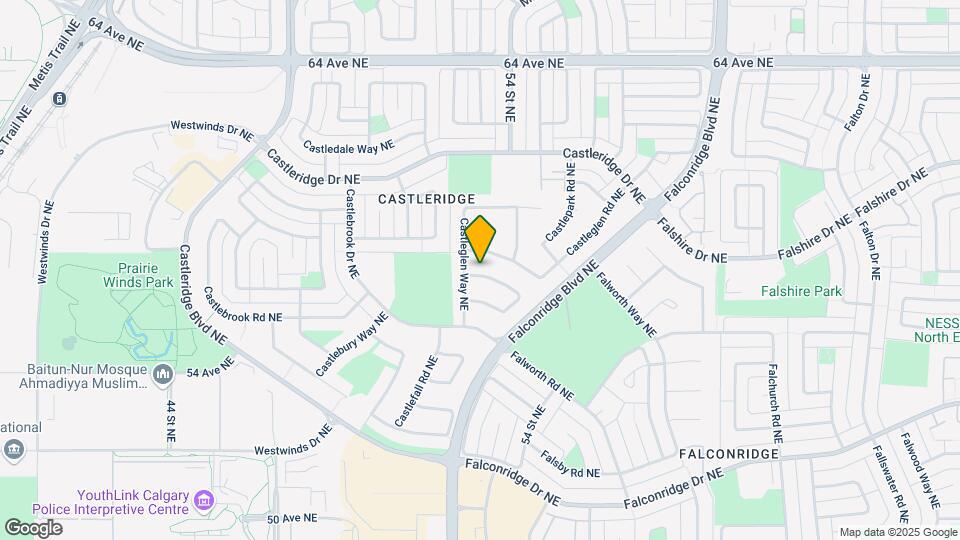 120 Castleglen Crescent NE Map and Location Details