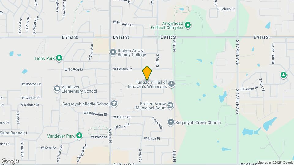 221 W Canton St Map and Location Details