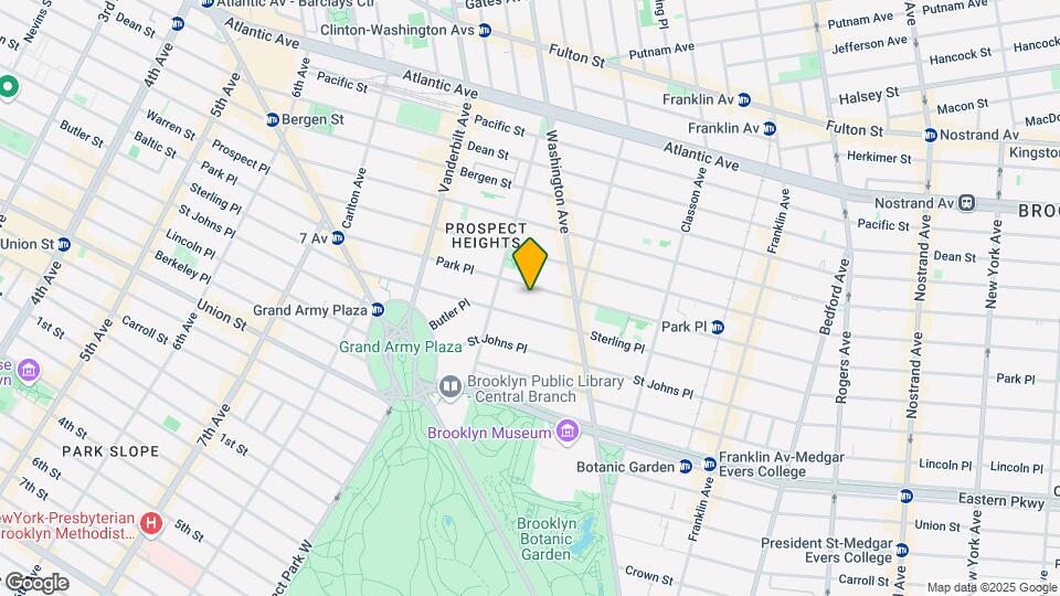 390 Park Pl Map and Location Details