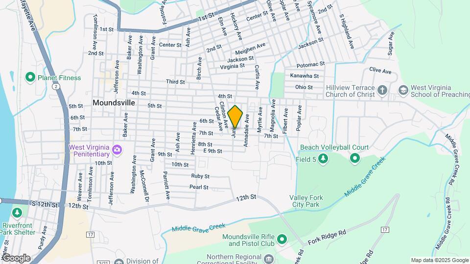 1806 7th St Map and Location Details