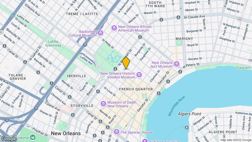 826 Burgundy St Mapa y Detalles de la Ubicación