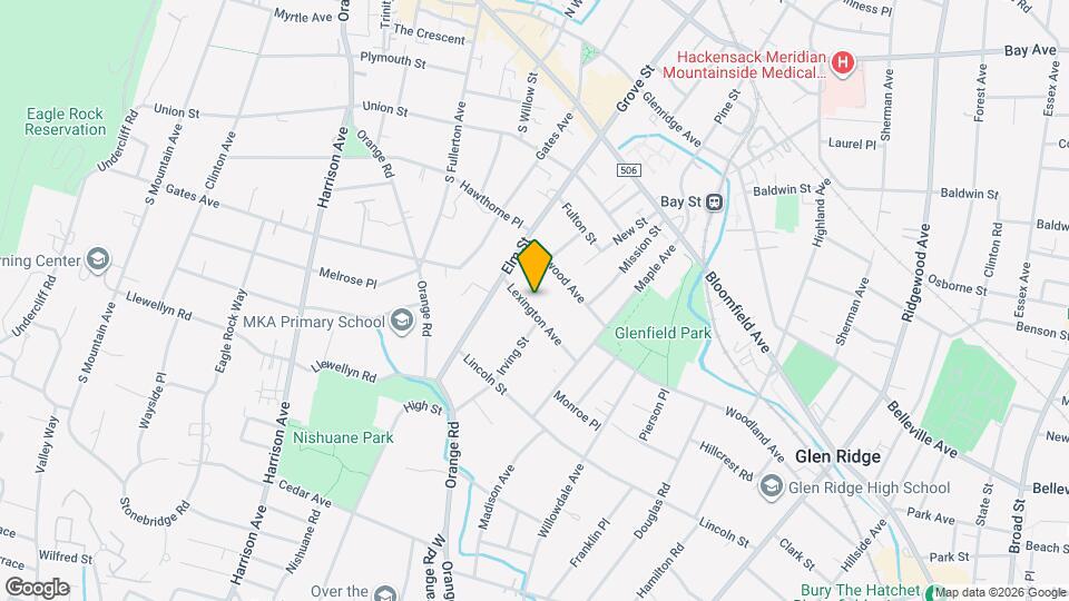 18 Lexington Ave Map and Location Details