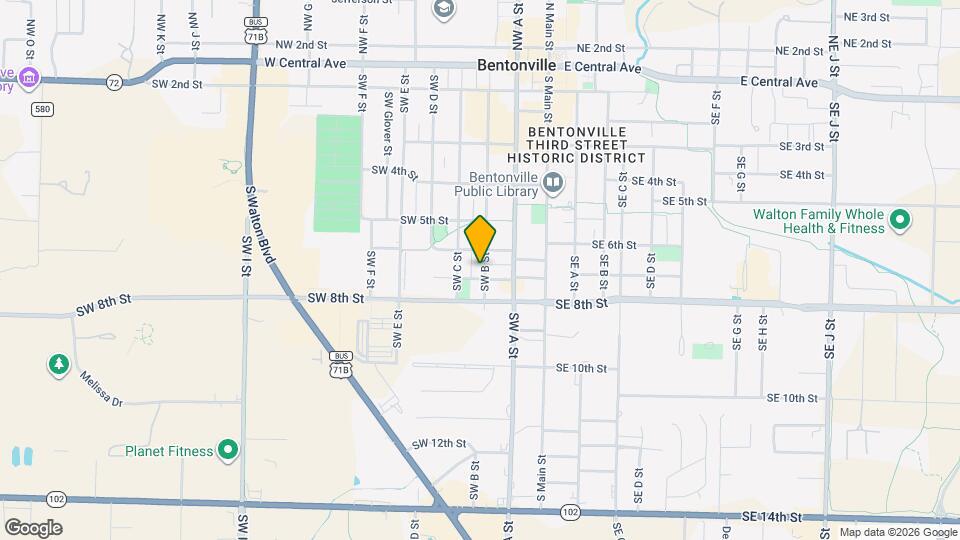 636 SW B St Map and Location Details