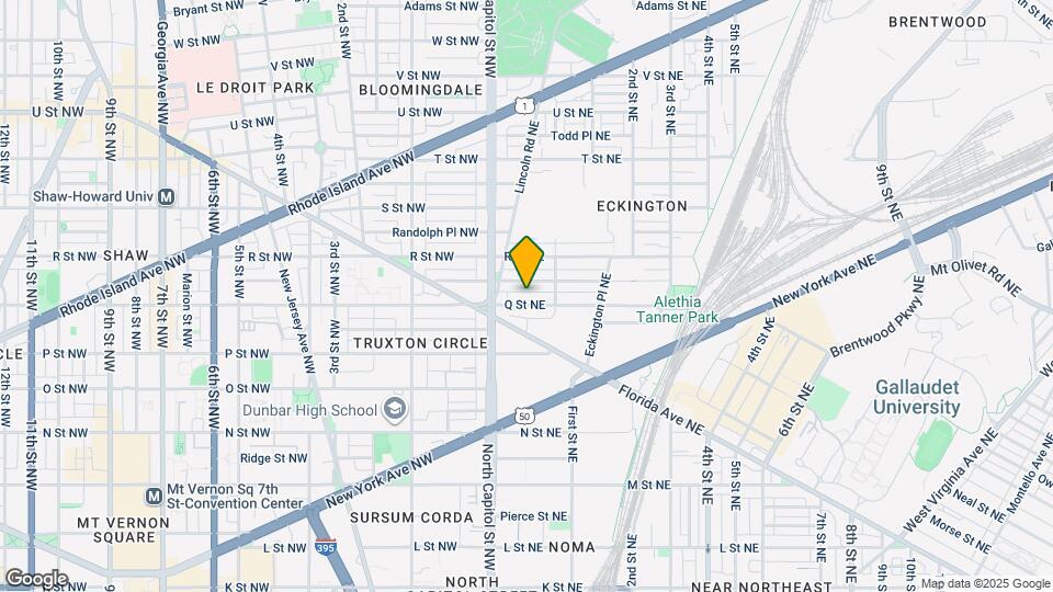32 Q St NE Map and Location Details