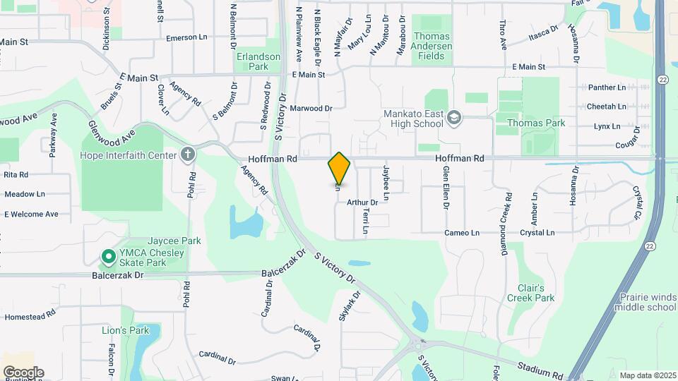 121 Lynn Ln Map and Location Details