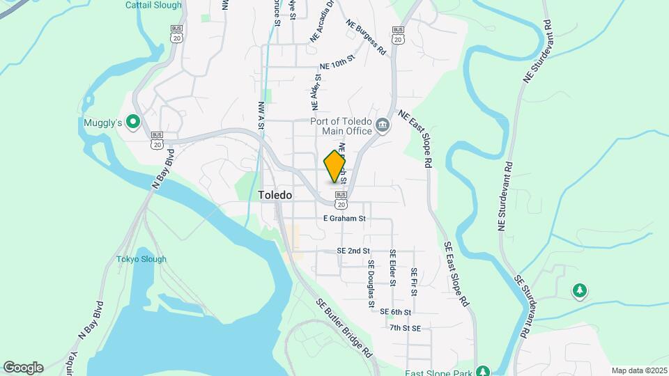 295 NE Beech St, Unit 2a Map and Location Details