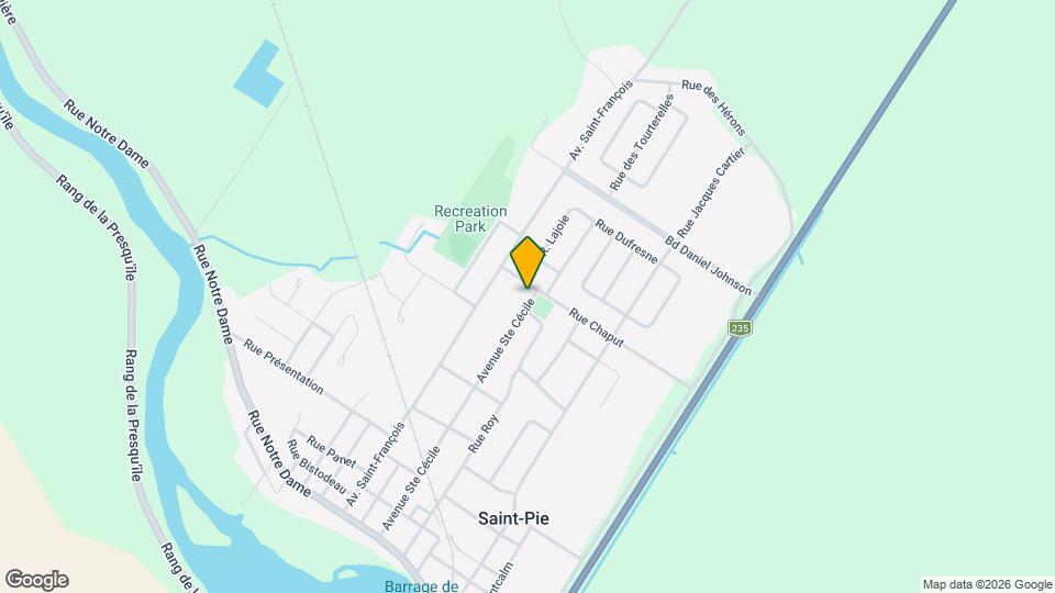 141-147 Sainte-Cécile Av Map and Location Details