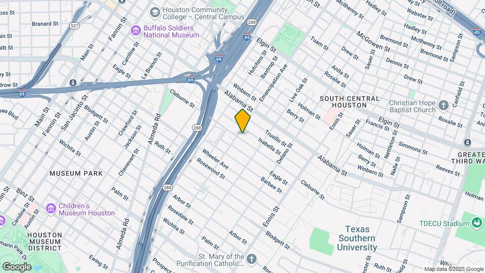 2407 Cleburne St Map and Location Details