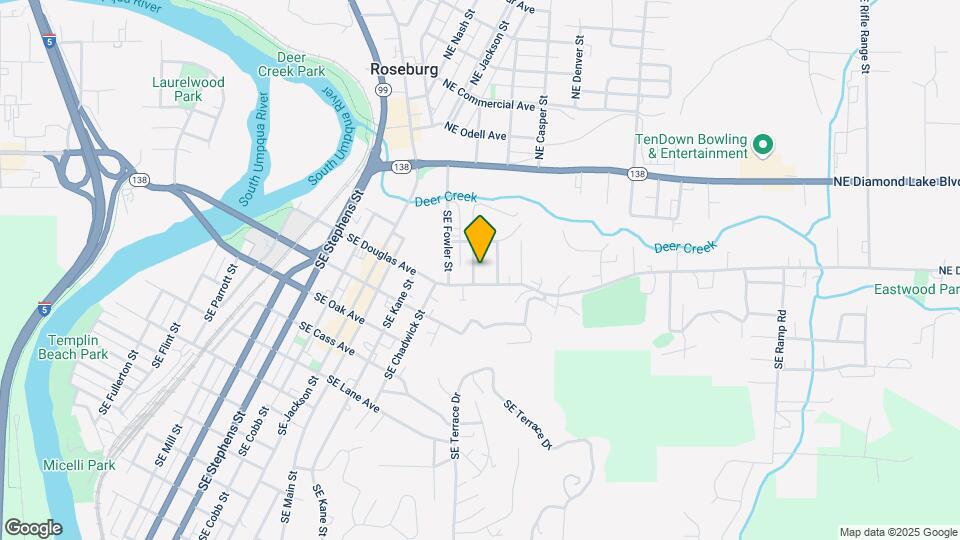 365 SE Pitzer St Map and Location Details