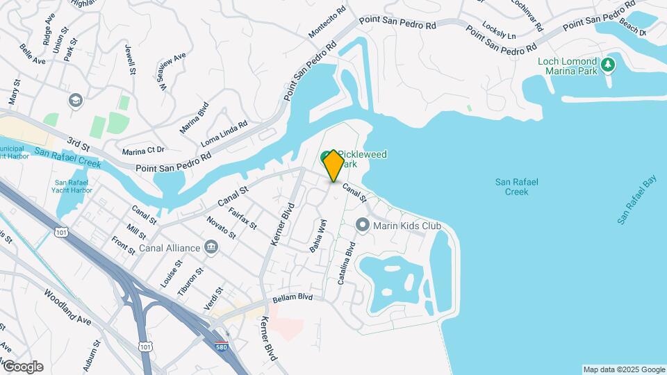 Marina Apartments Mapa y Detalles de la Ubicación
