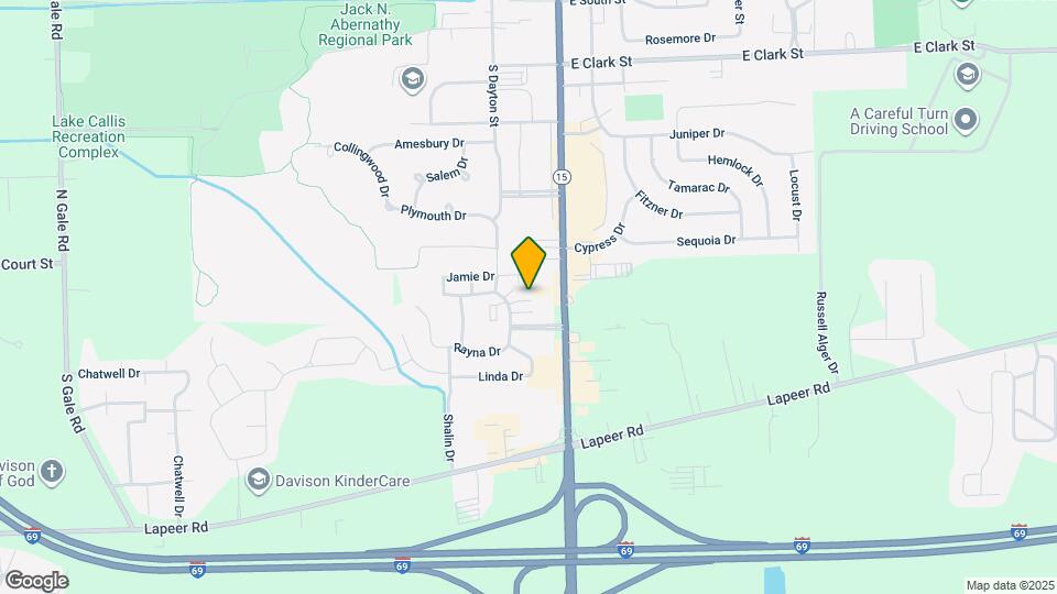 9435 N Parkwood Dr Map and Location Details