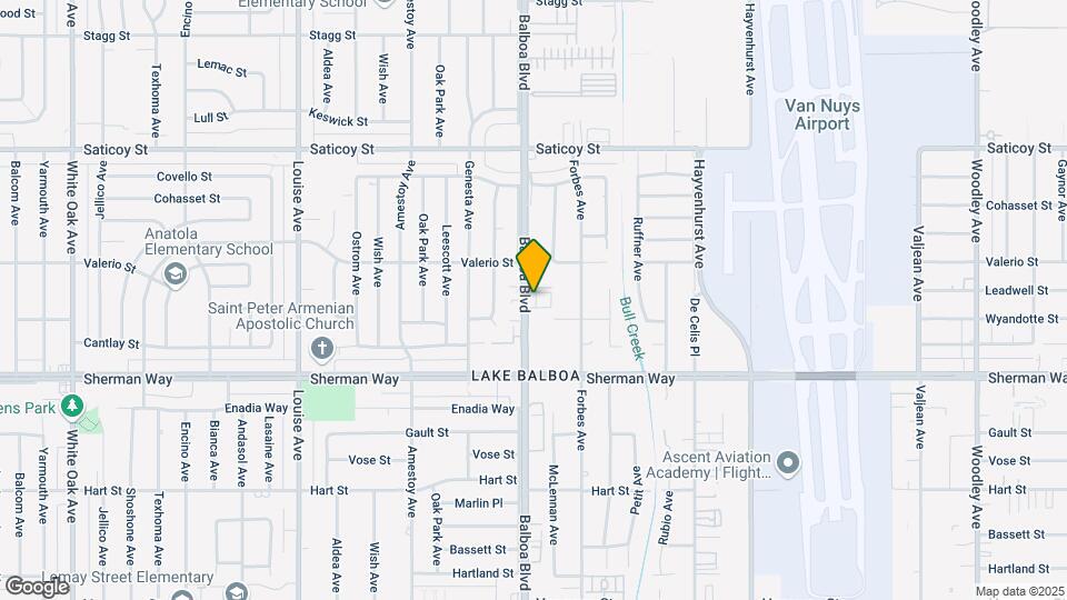 7320 Balboa Blvd Map and Location Details
